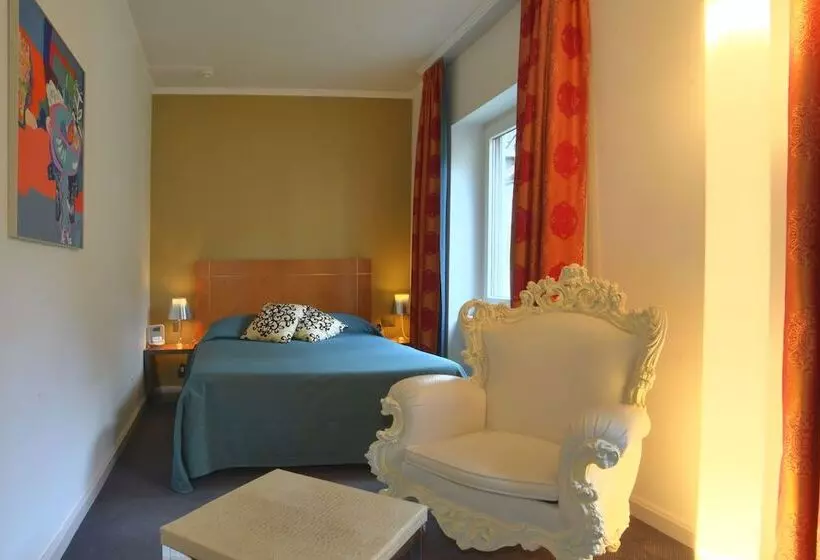 Fotos del hotel The Ambassador:  17