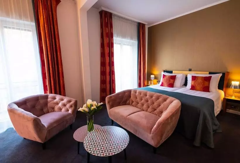 Fotos del hotel The Ambassador:  13