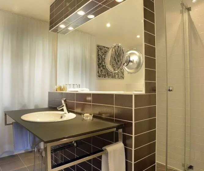 Fotos del hotel The Ambassador:  11