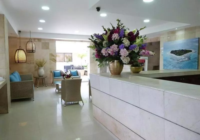 Fotos del hotel El Dorado:  4