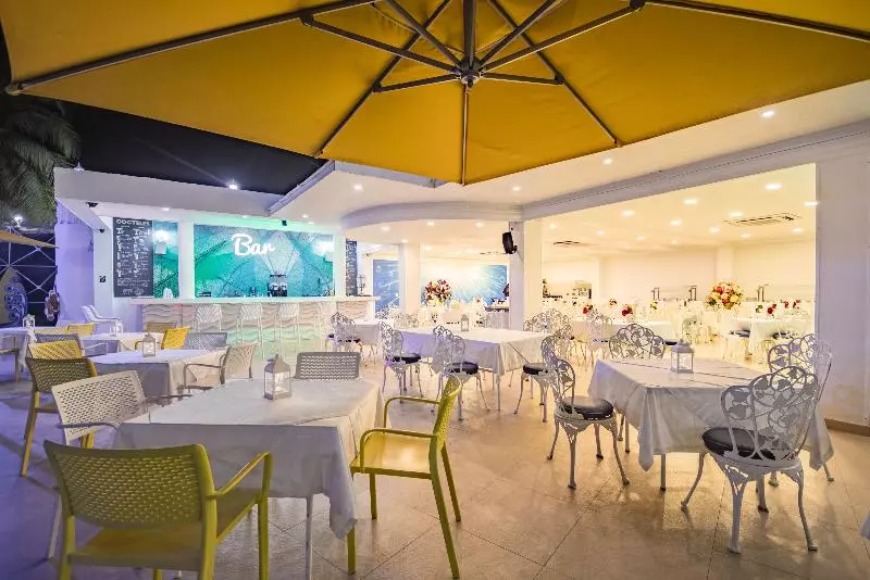 Fotos del hotel El Dorado:  5