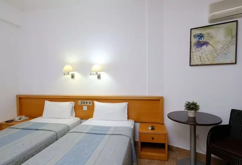 Fotos del hotel Flamingo Beach:  11