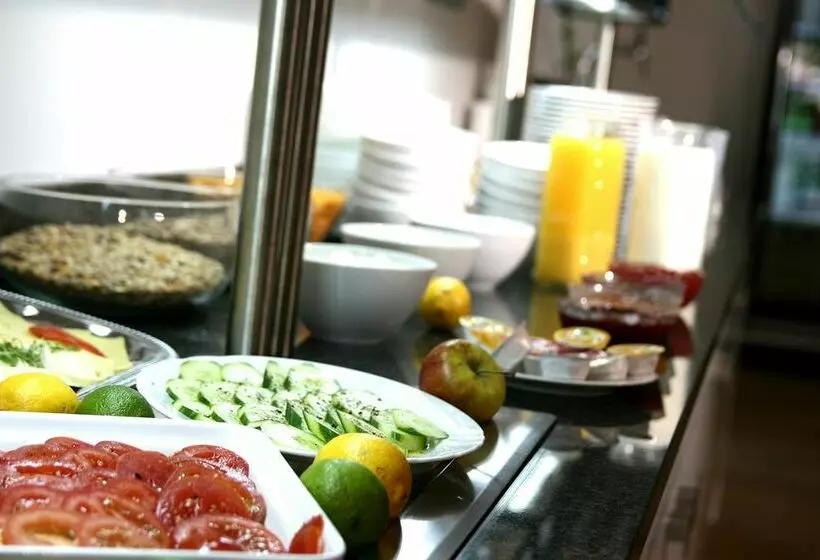 Fotos del hotel Metropolitan Berlin :  2