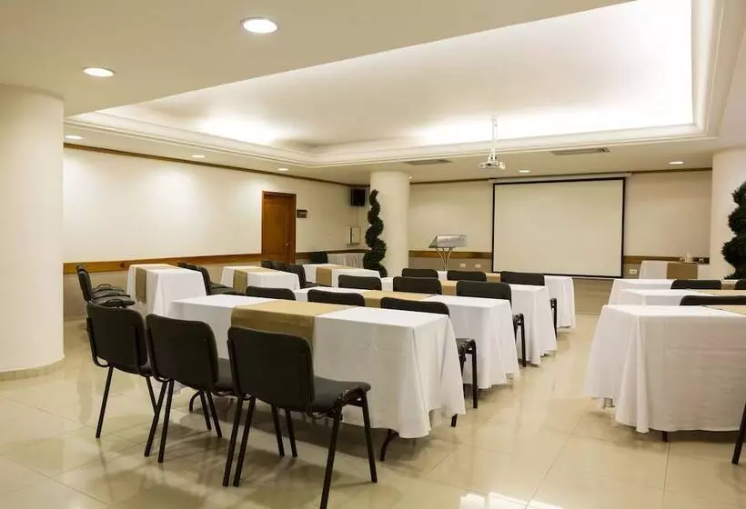 Fotos del hotel Soratama:  7