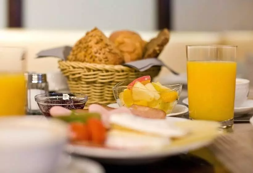 Fotos del hotel Gildors:  6