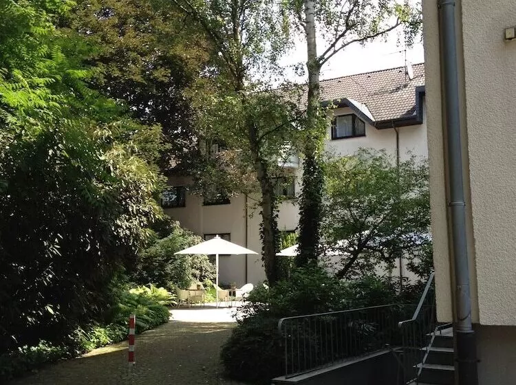 Fotos del hotel Novum Hotel Silence Garden Köln Brück:  14