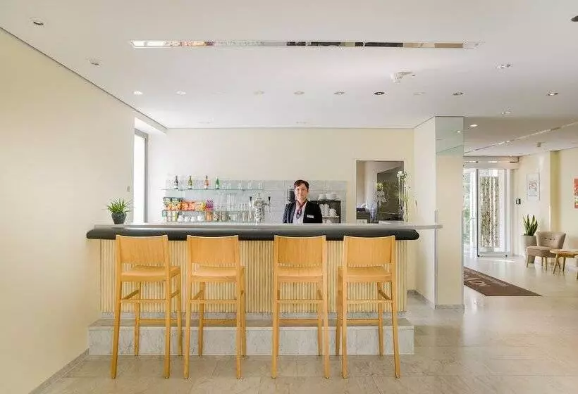 Fotos del hotel Novum Hotel Silence Garden Köln Brück:  8