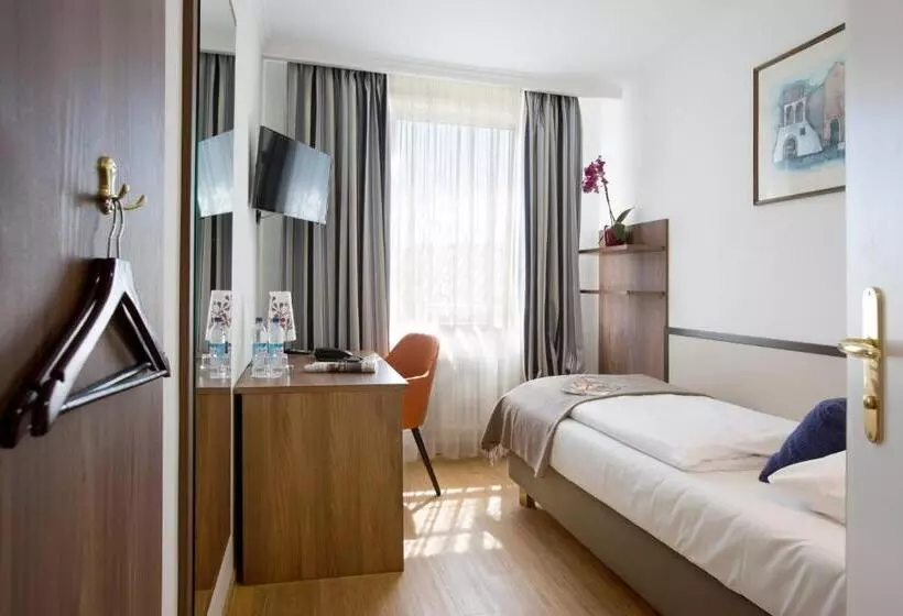 Fotos del hotel Aurbacher Hof Gmbh:  2