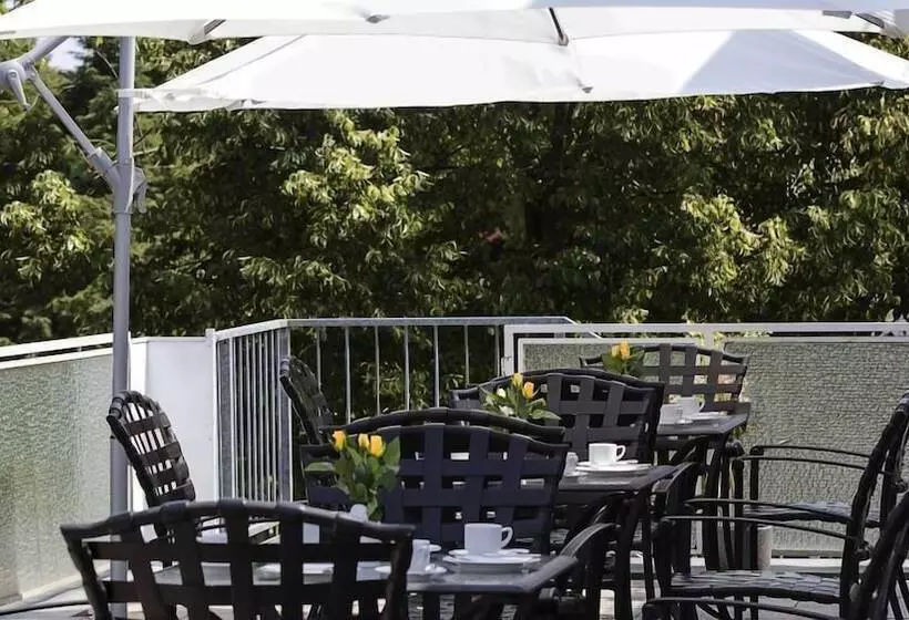 Fotos del hotel Blutenburg:  12