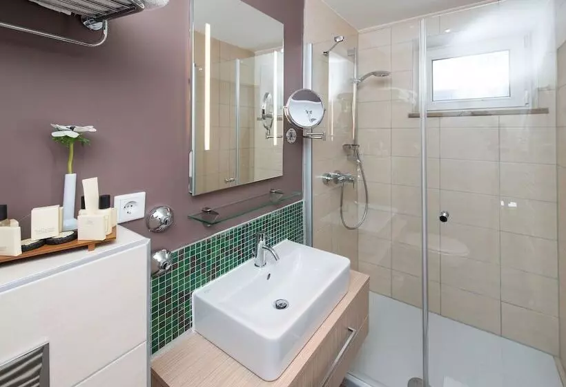 Fotos del hotel New Orly:  16