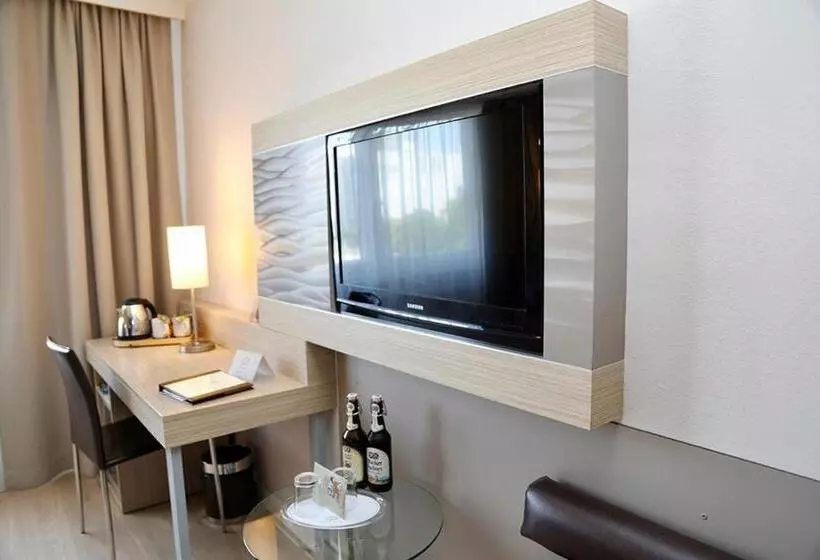 Fotos del hotel New Orly:  17