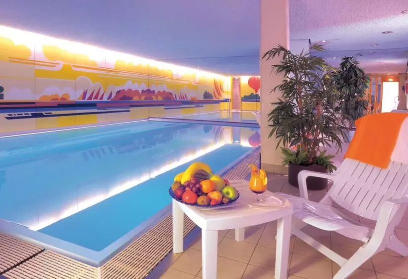 Fotos del hotel Ringhotel Loew's Merkur:  8