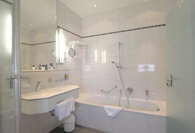 Fotos del hotel Ringhotel Loew's Merkur:  6