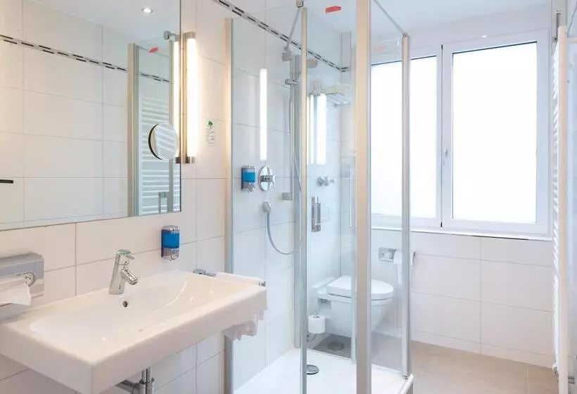 Fotos del hotel Ringhotel Loew's Merkur:  12