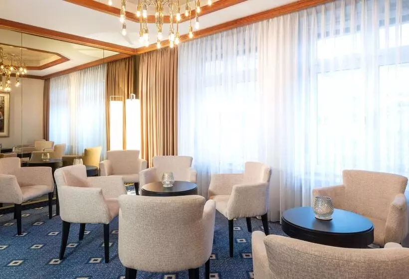 Fotos del hotel Ringhotel Loew's Merkur:  2