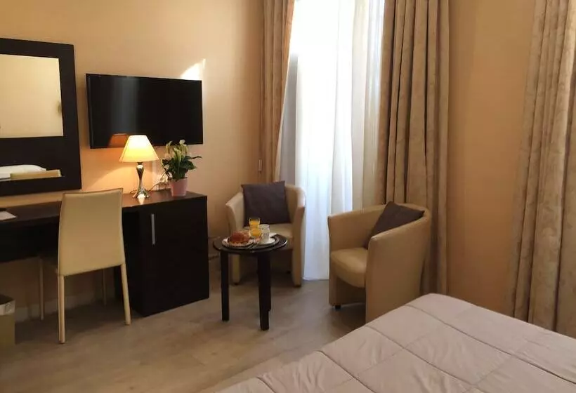 Fotos del hotel Ambassador:  15