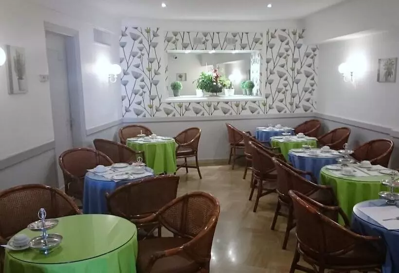 Fotos del hotel Ambassador:  5