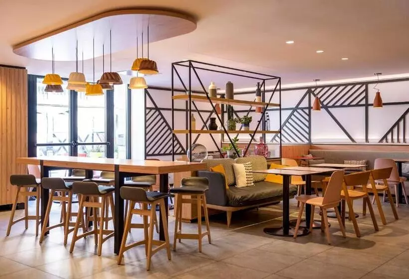 Fotos del hotel Ibis Styles Colmar Centre:  17