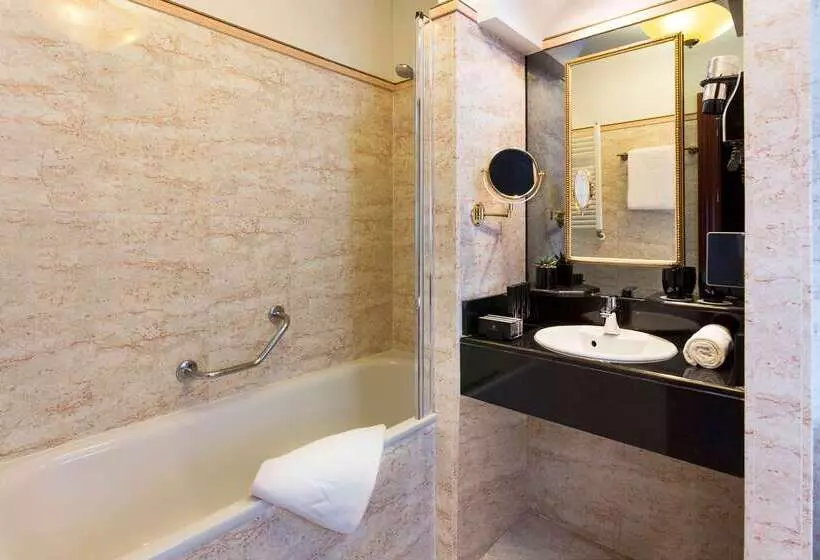 Fotos del hotel Melia Paris Champs Elysées:  31