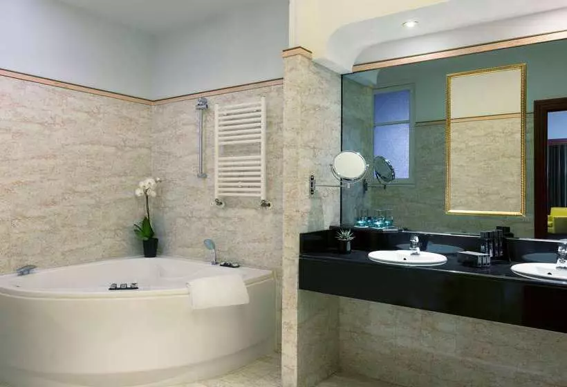 Fotos del hotel Melia Paris Champs Elysées:  36