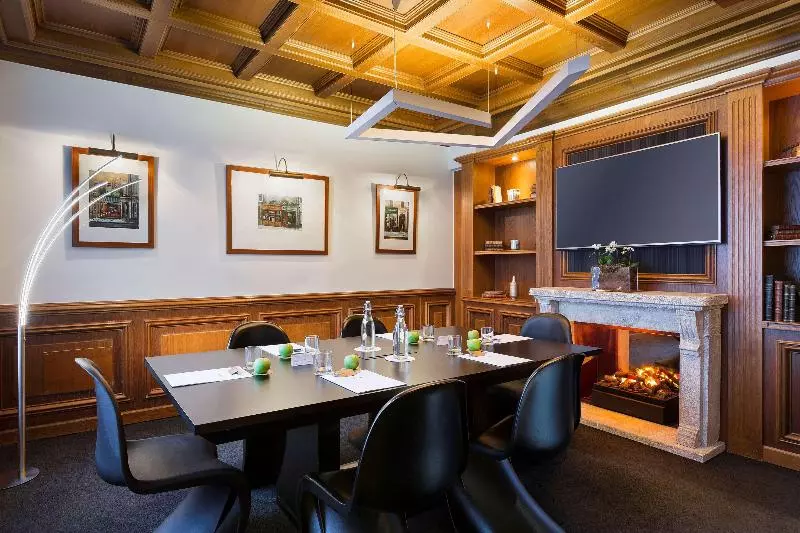 Fotos del hotel Melia Paris Champs Elysées:  27