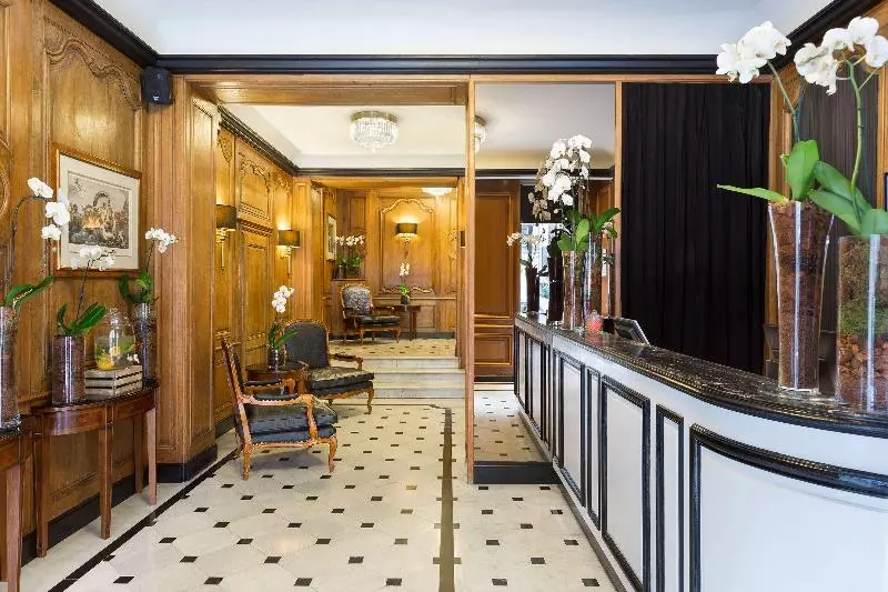 Fotos del hotel Melia Paris Champs Elysées:  25