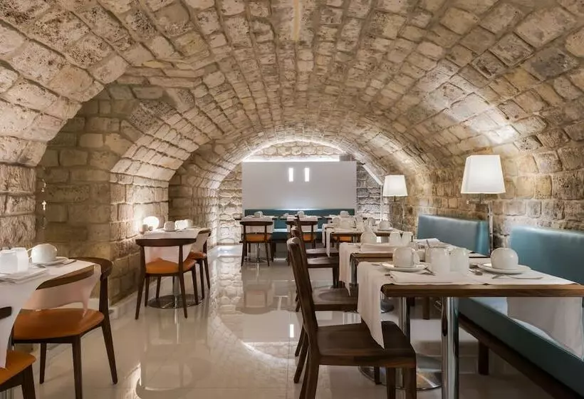 Fotos del hotel Hôtel Jardin De Cluny:  9