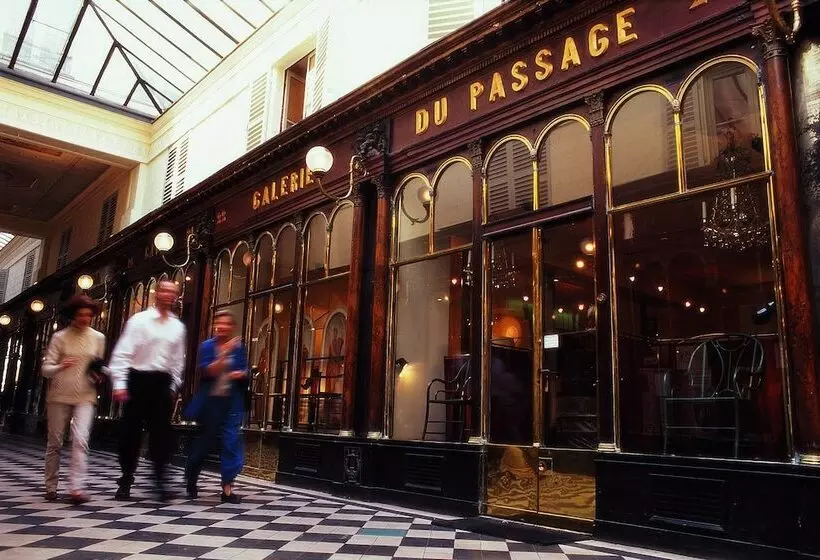 Fotos del hotel Mercure Paris Opera Louvre:  5