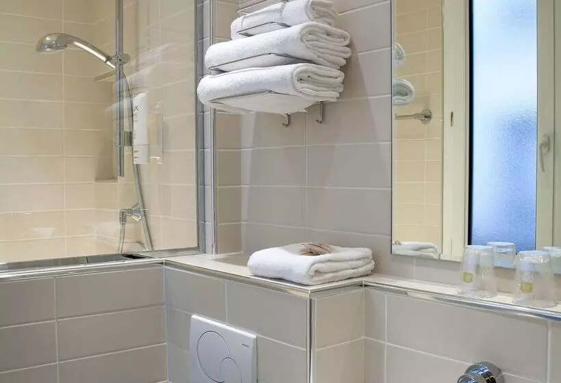 Fotos del hotel Timhotel Invalides Eiffel:  5