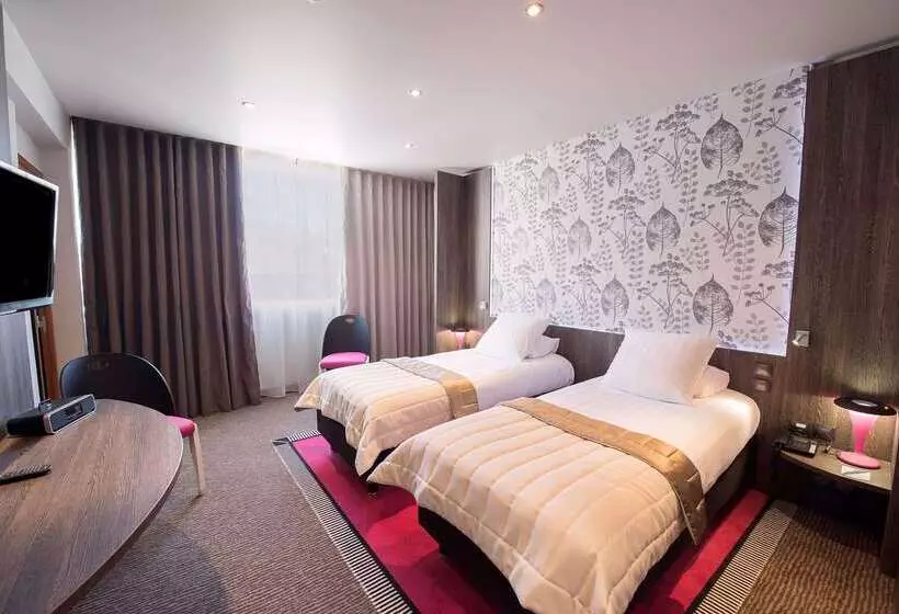 Fotos del hotel Best Western Premier Le Patio Des Artistes Wellness Jacuzzi:  17