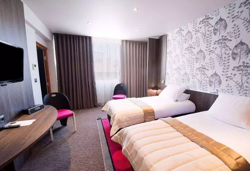 Fotos del hotel Best Western Premier Le Patio Des Artistes Wellness Jacuzzi:  2