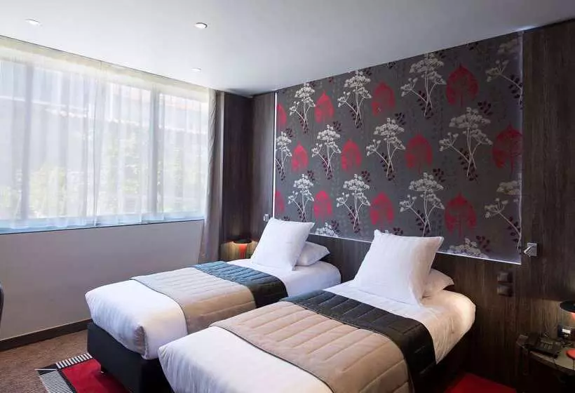 Fotos del hotel Best Western Premier Le Patio Des Artistes Wellness Jacuzzi:  15