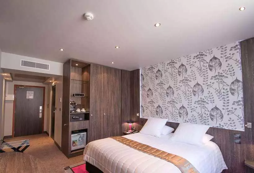 Fotos del hotel Best Western Premier Le Patio Des Artistes Wellness Jacuzzi:  12