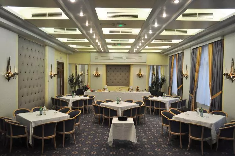 Fotos del hotel Grand Hotel Bellevue - Grand Place:  21