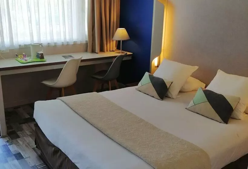 Fotos del hotel Kyriad Carcassonne Aéroport:  9