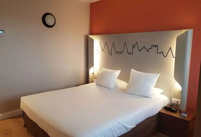 Fotos del hotel Kyriad Carcassonne Aéroport:  15