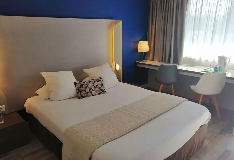 Fotos del hotel Kyriad Carcassonne Aéroport:  13