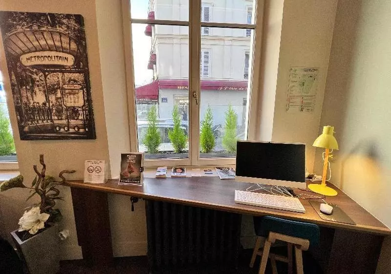 Fotos del hotel Holiday Inn Paris-auteuil, An Ihg:  5