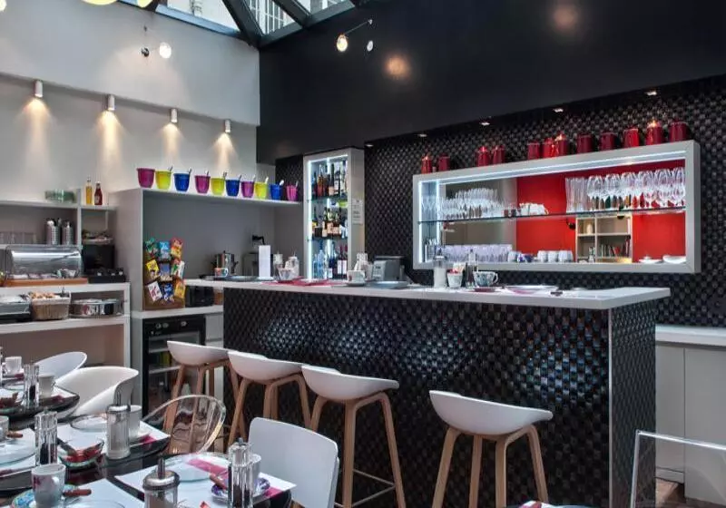 Fotos del hotel Le Basile:  3