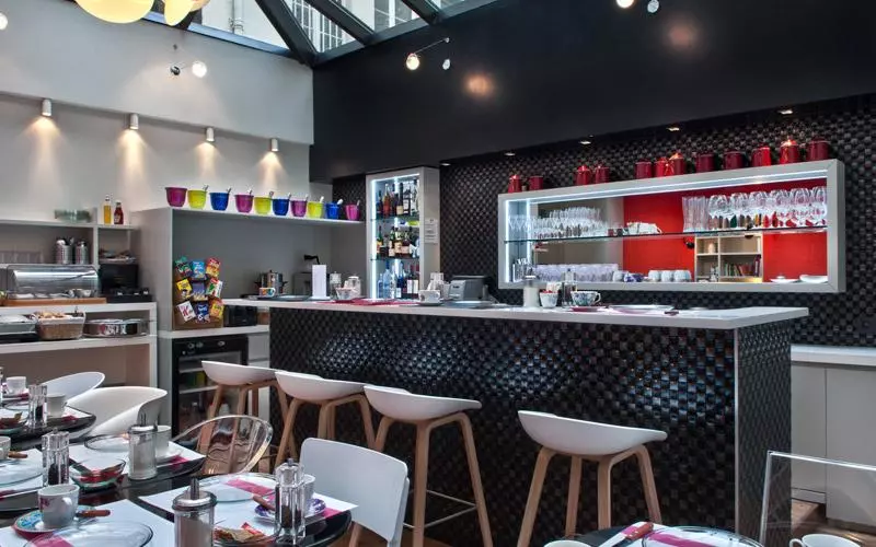 Fotos del hotel Le Basile:  8