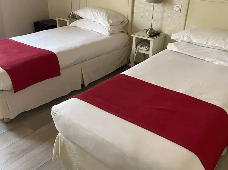 Fotos del hotel Hôtel Le Médiéval:  20