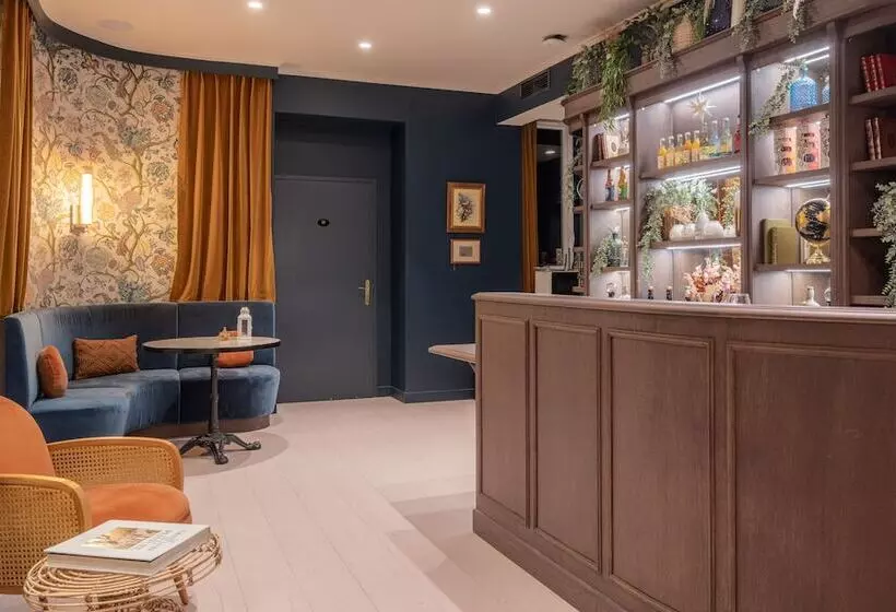 Fotos del hotel Hôtel Lacassagne:  3