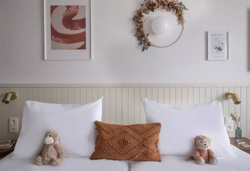 Fotos del hotel Hôtel Lacassagne:  22