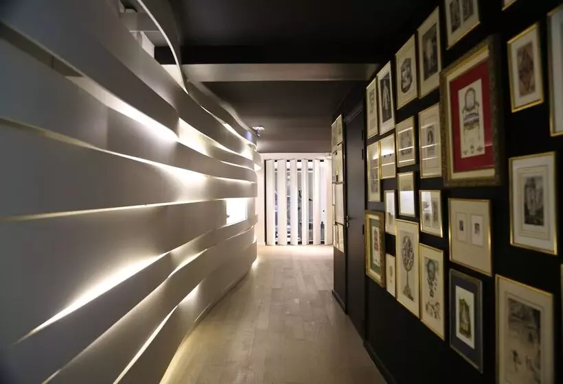 Fotos del hotel Hôtel Molière:  7