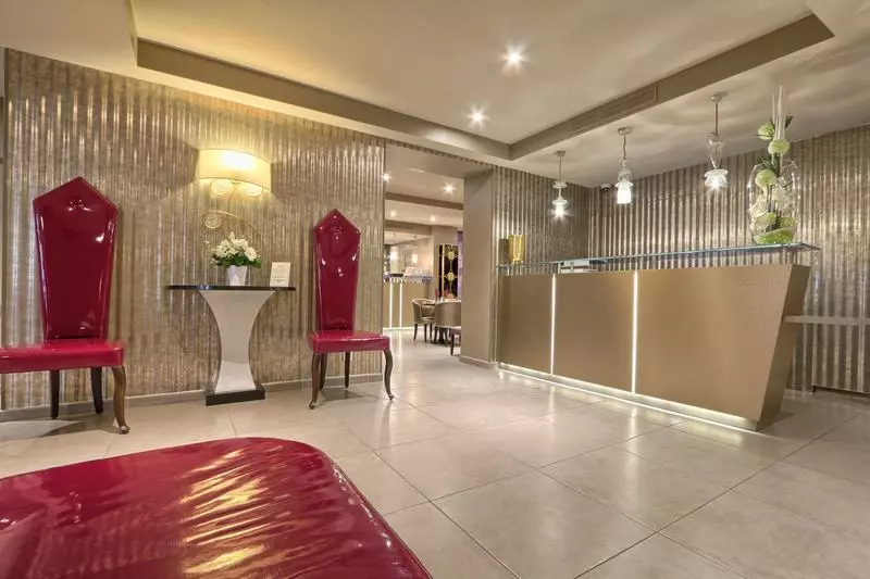 Fotos del hotel Hôtel Mondial:  4