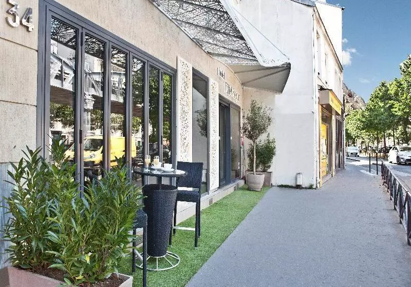 Fotos del hotel Eiffel Segur:  9