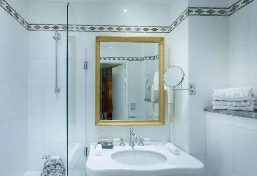 Fotos del hotel Grand Hôtel De L'univers Saint-germain:  12