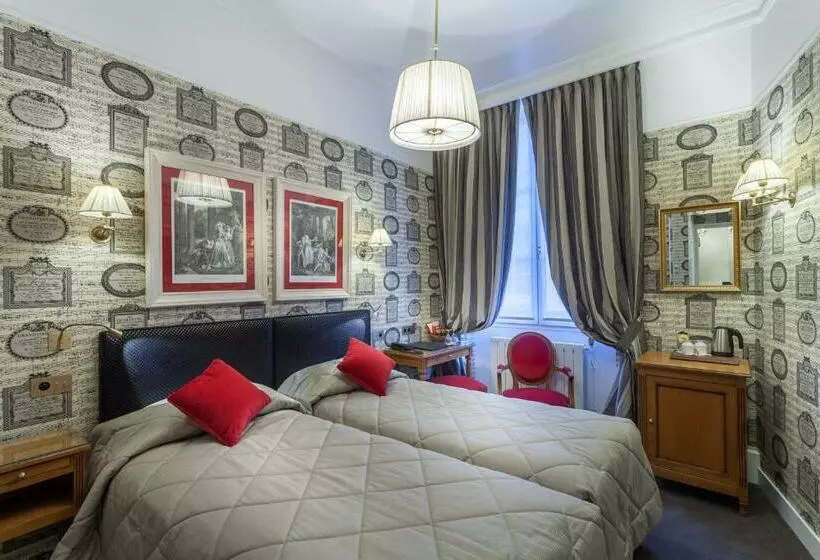 Fotos del hotel Grand Hôtel De L'univers Saint-germain:  19