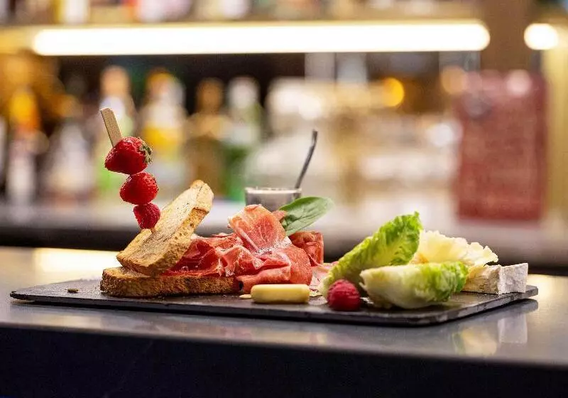 Fotos del hotel Mercure Bordeaux Centre Ville:  5