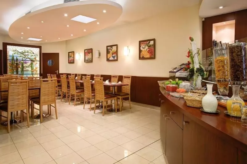 Fotos del hotel Terminus Montparnasse:  3